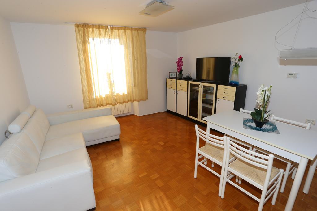 Allure Apartments Piran Eksteriør bilde
