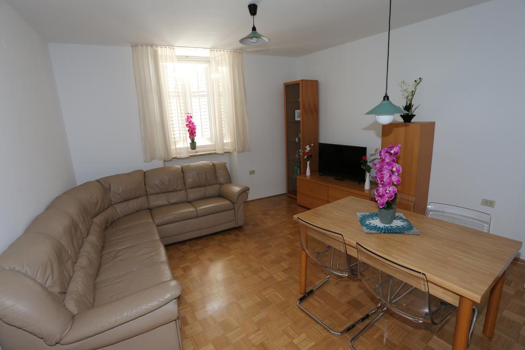 Allure Apartments Piran Eksteriør bilde