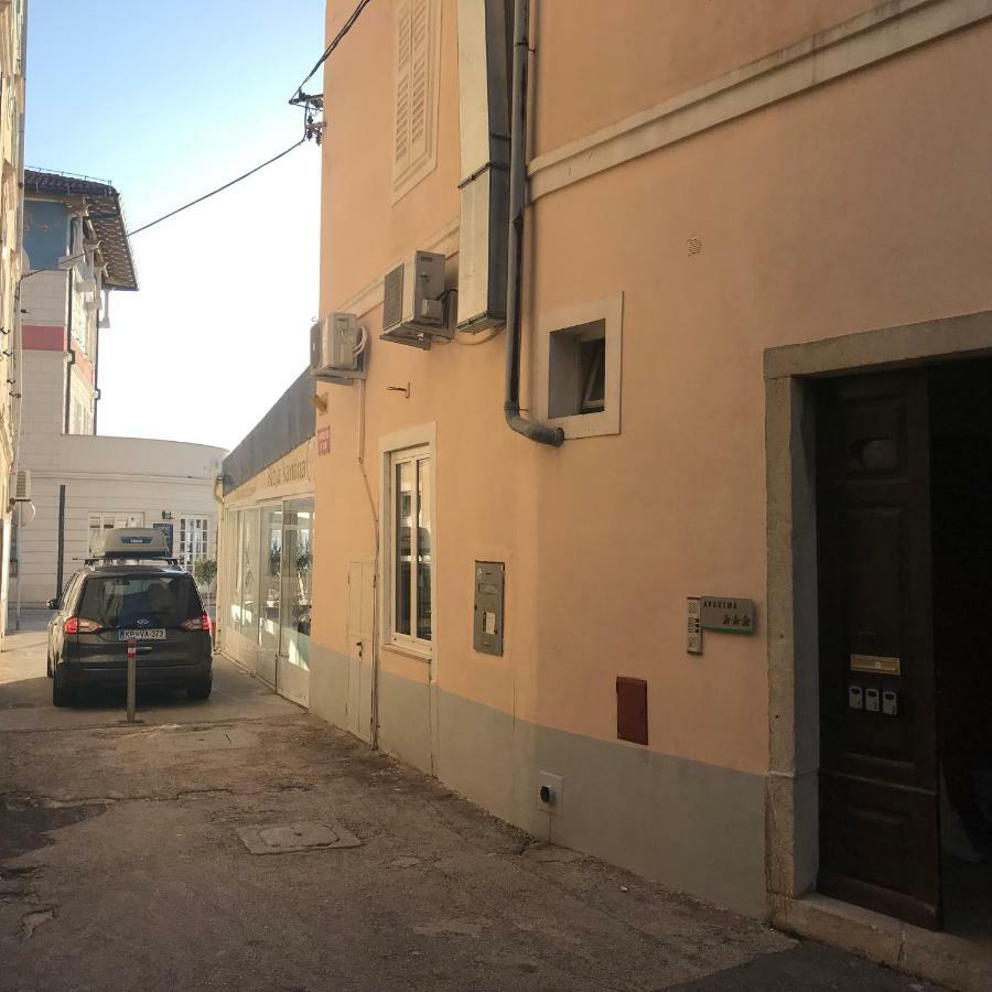 Allure Apartments Piran Eksteriør bilde