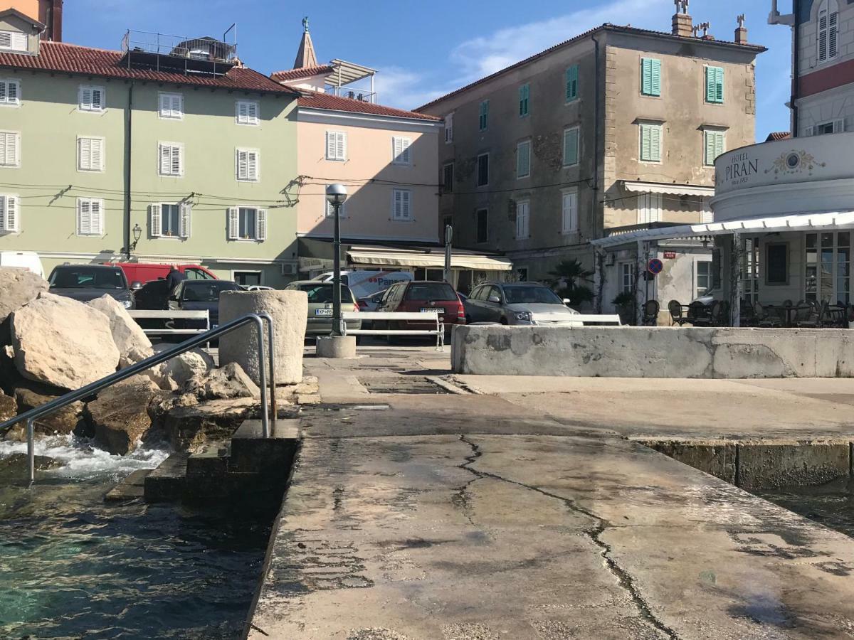Allure Apartments Piran Eksteriør bilde