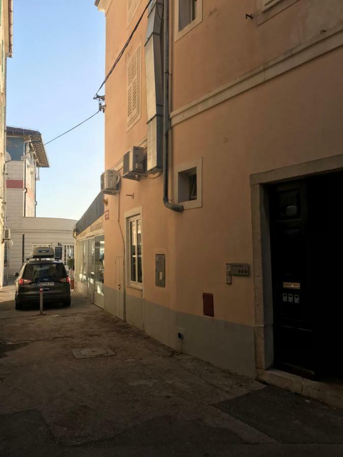 Allure Apartments Piran Eksteriør bilde